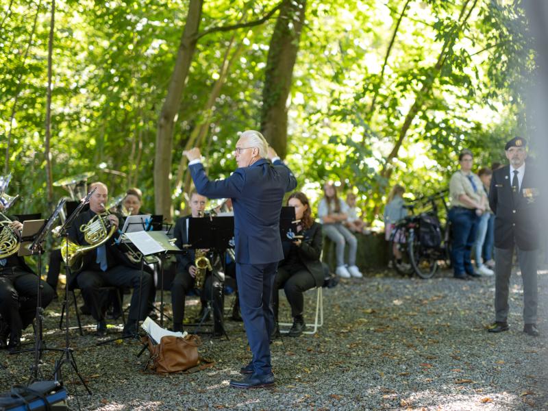 ../public/images/images/fotos/2023/Op Vleugels Der Vrijheid - 24 sept 2023 - 102.jpg